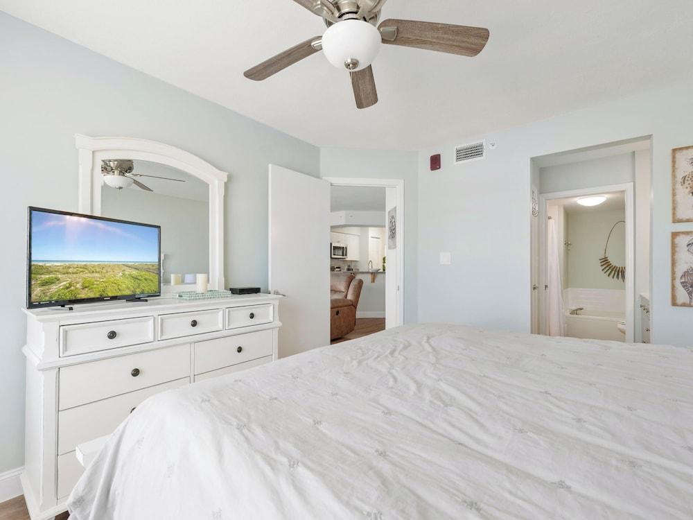 Sea Winds by Distinctive Beach Rentals