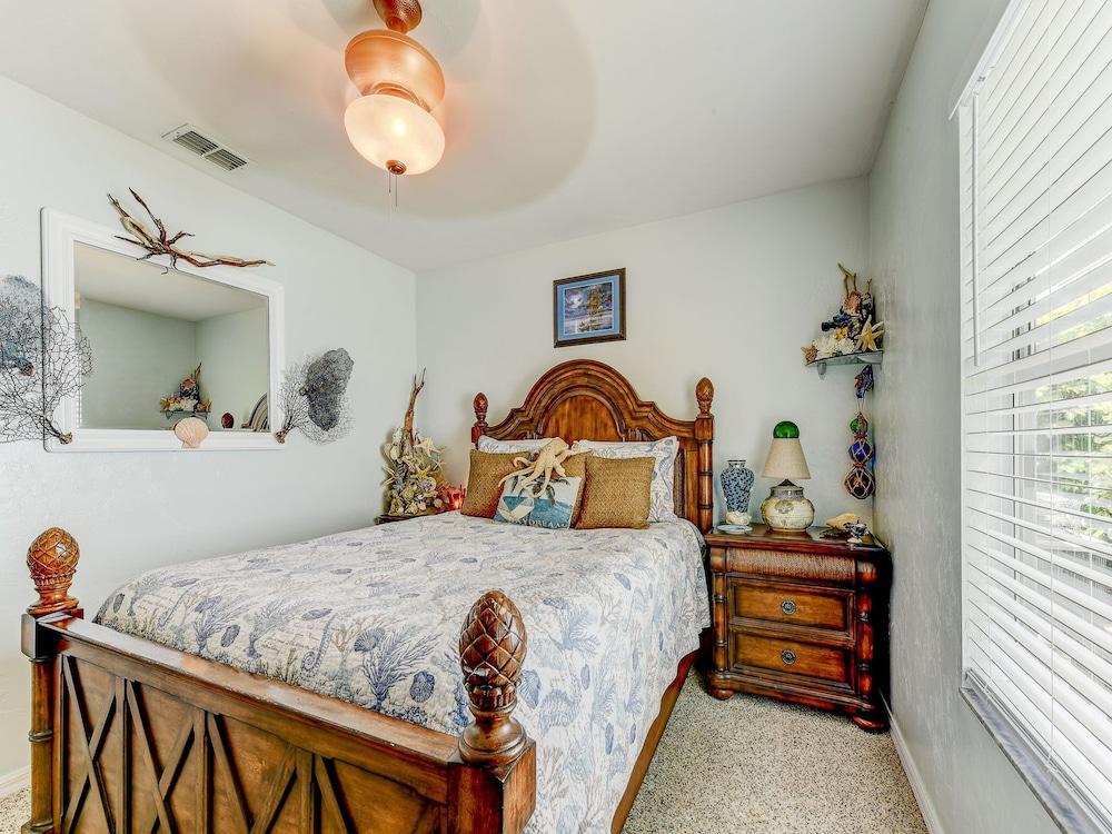 Island Paradise Retreat