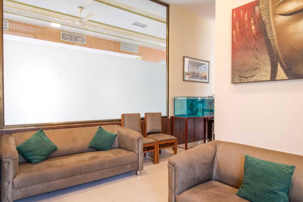 Treebo New Rockwell Vivek Vihar