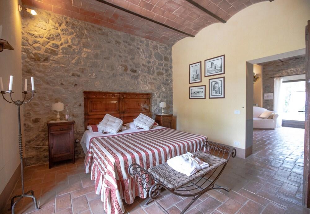 Podere Sant'alberto With Pool and gym