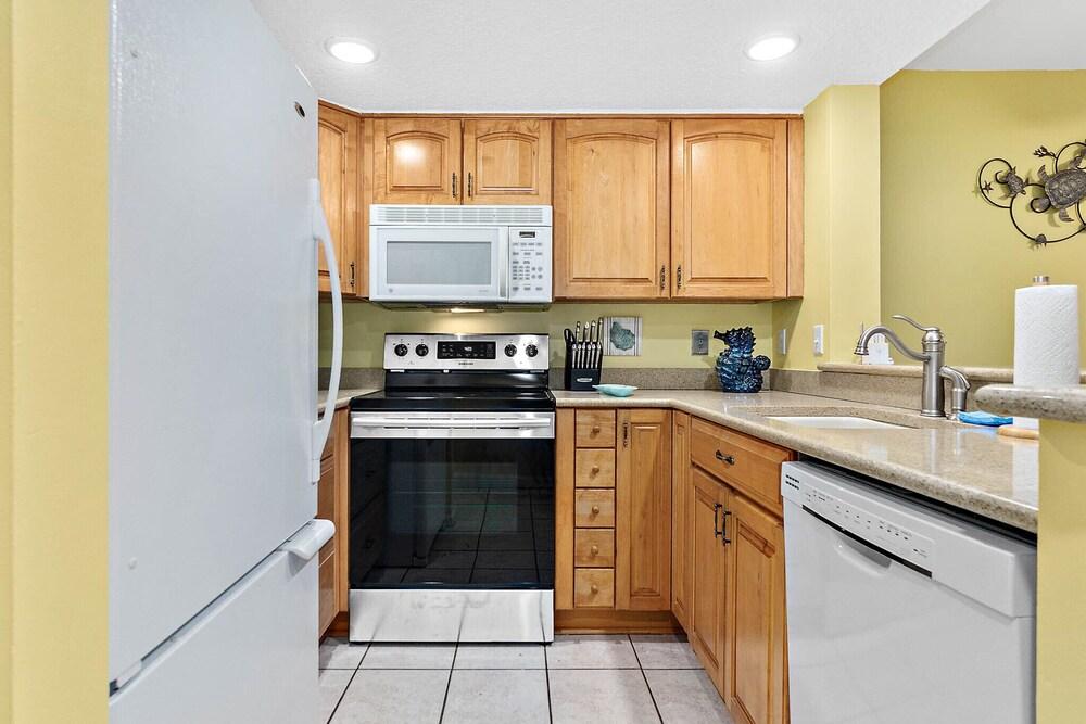 Unit 8115 - Ocean Racquet Club