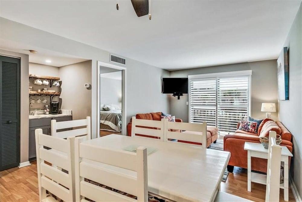 Unit 3206 - Ocean Racquet Club