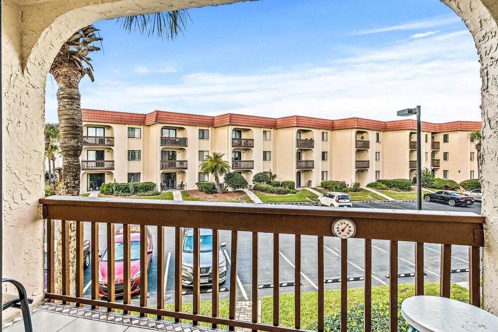 Unit 5211 - Ocean Racquet Resort