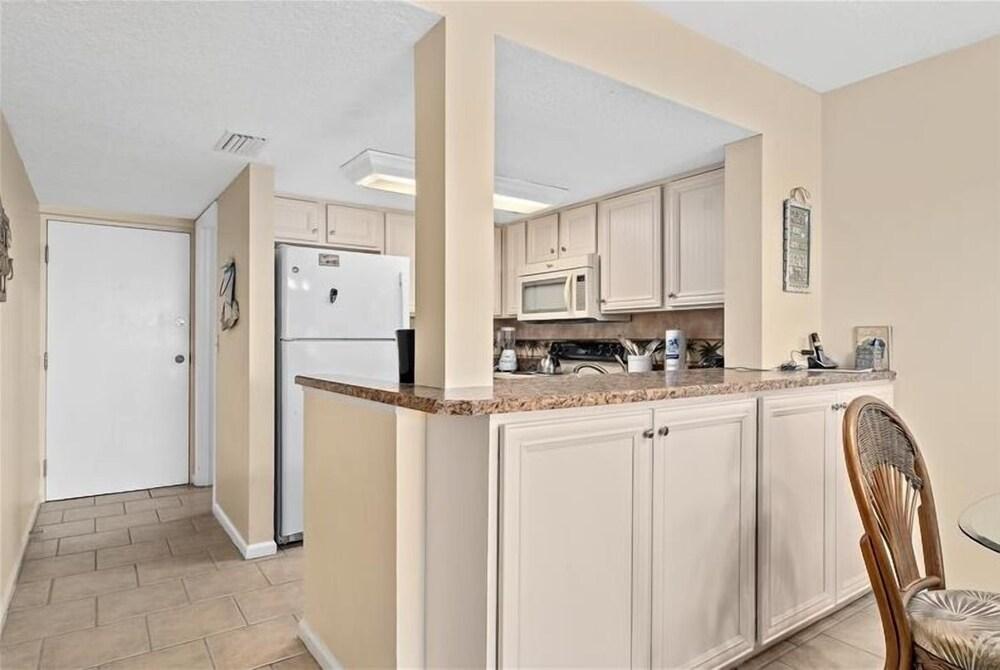 Unit 5221 - Ocean Racquet Club