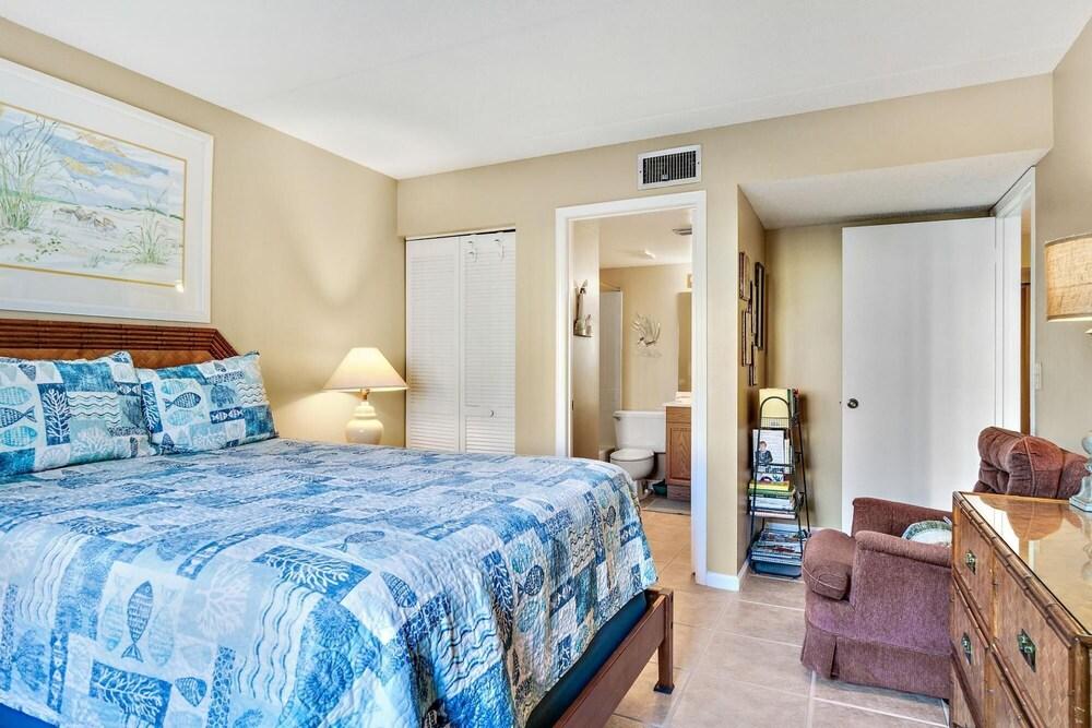 Unit 5115 - Ocean Racquet Club