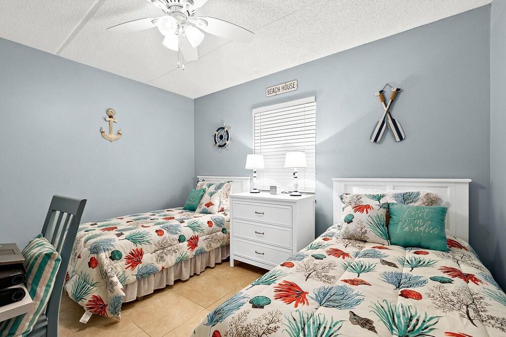 Unit 8215 - Ocean Racquet Club