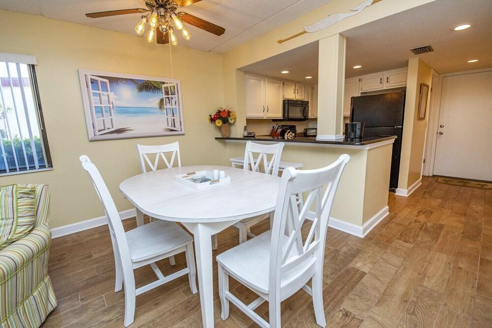 Unit 6107 - Ocean Racquet Club