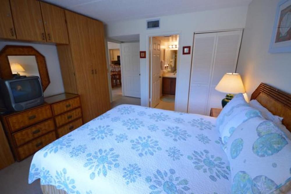 Unit 5214 - Ocean Racquet Club