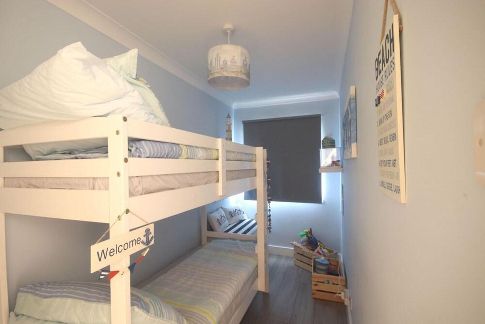 43B Medmerry Park 2 Bedroom Chalet