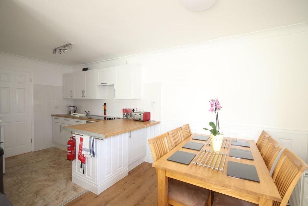 29C Medmerry Park 2 Bedroom Chalet