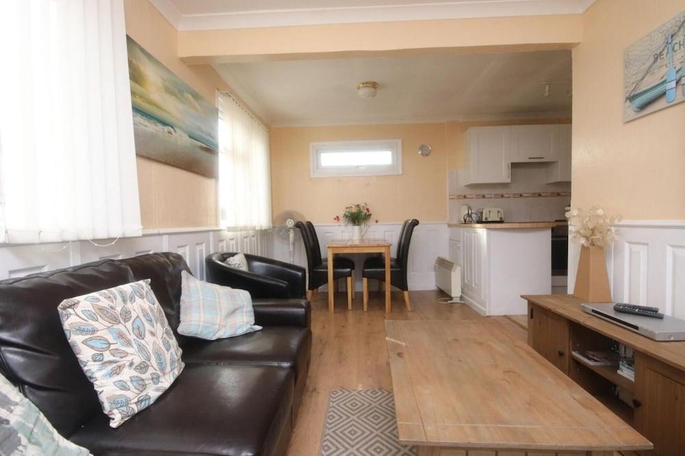 41B Medmerry Park 2 Bedroom Chalet