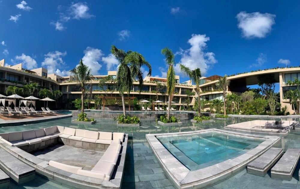 Comfy Fully Equipped Studio With Pool View