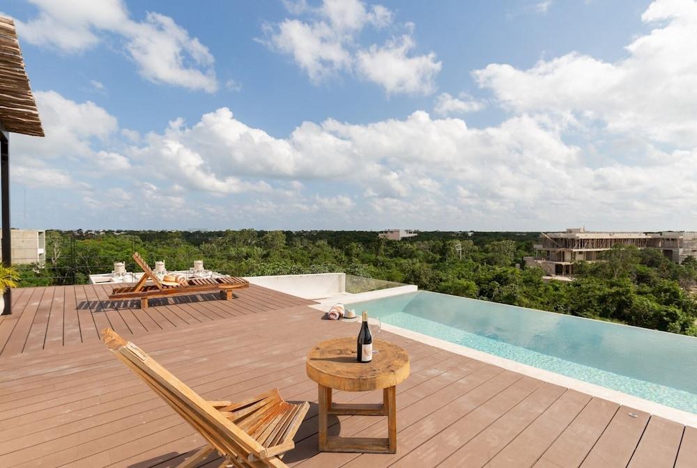 1BR Insta-worthy Loft w Infinity Pool Great Wifi