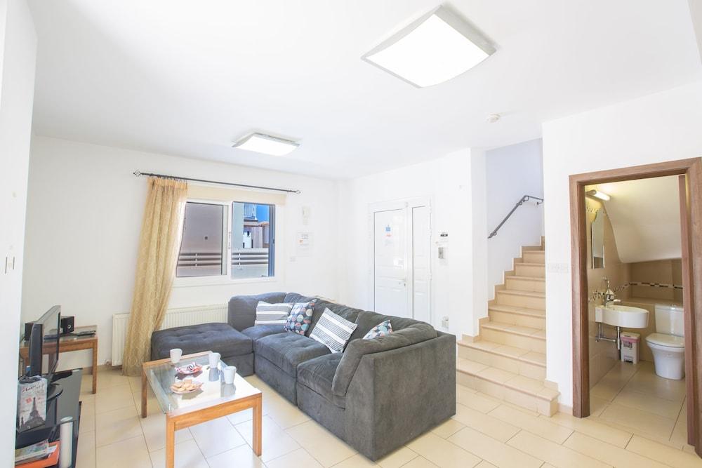 Protaras Holiday Villa Pv5