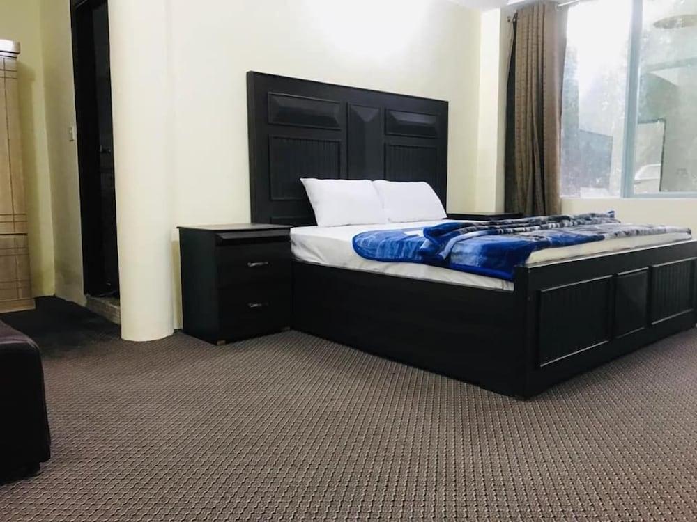 Betab Sahil Hotel & Restaurant