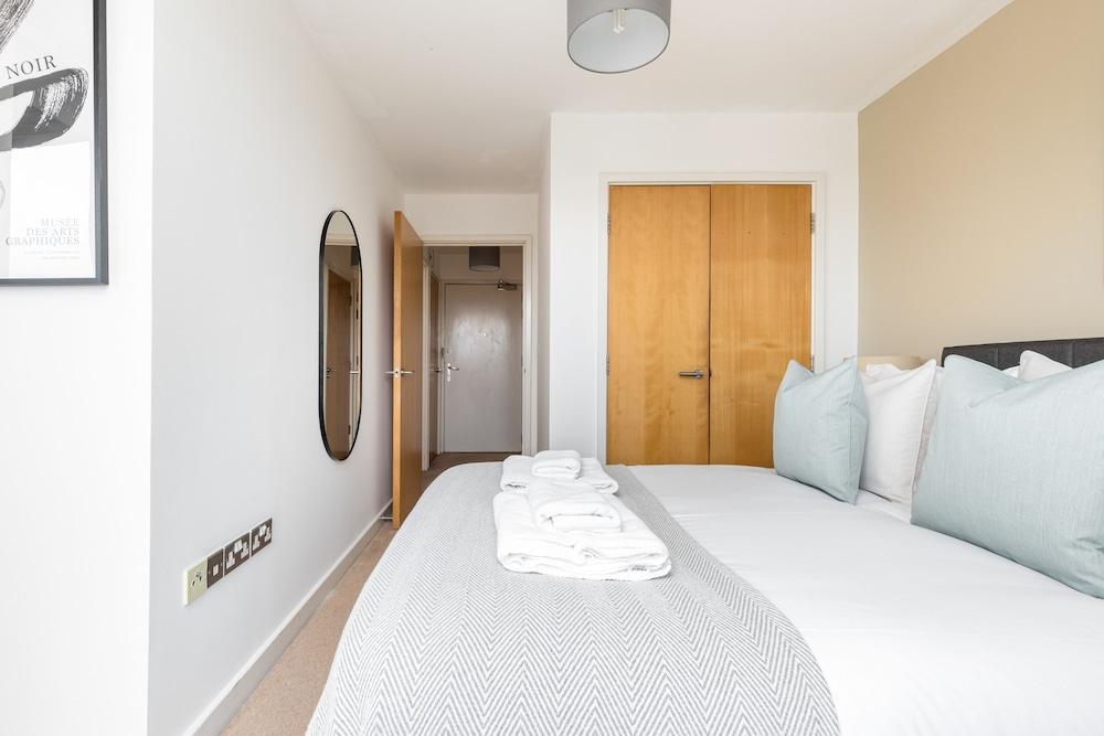 The Hackney Apartment