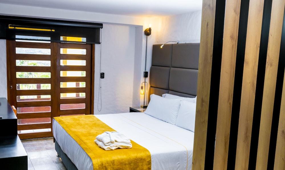 La Floresta de Cite Hotel