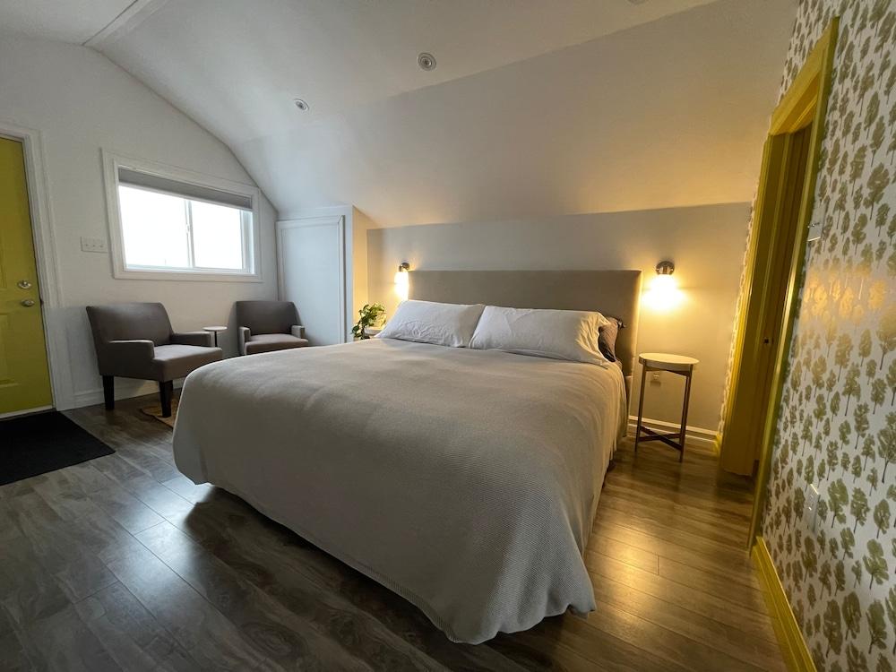 The Archie & Isidore Hotel