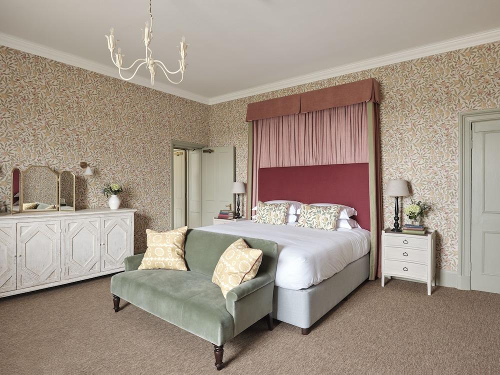 The Retreat, Elcot Park