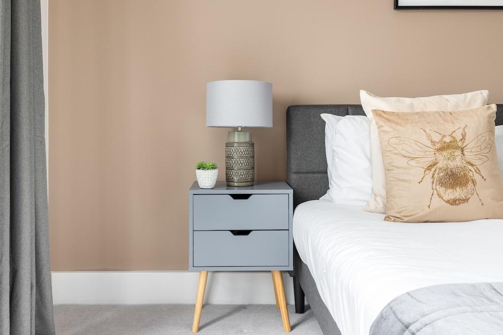 The Bermondsey Flats