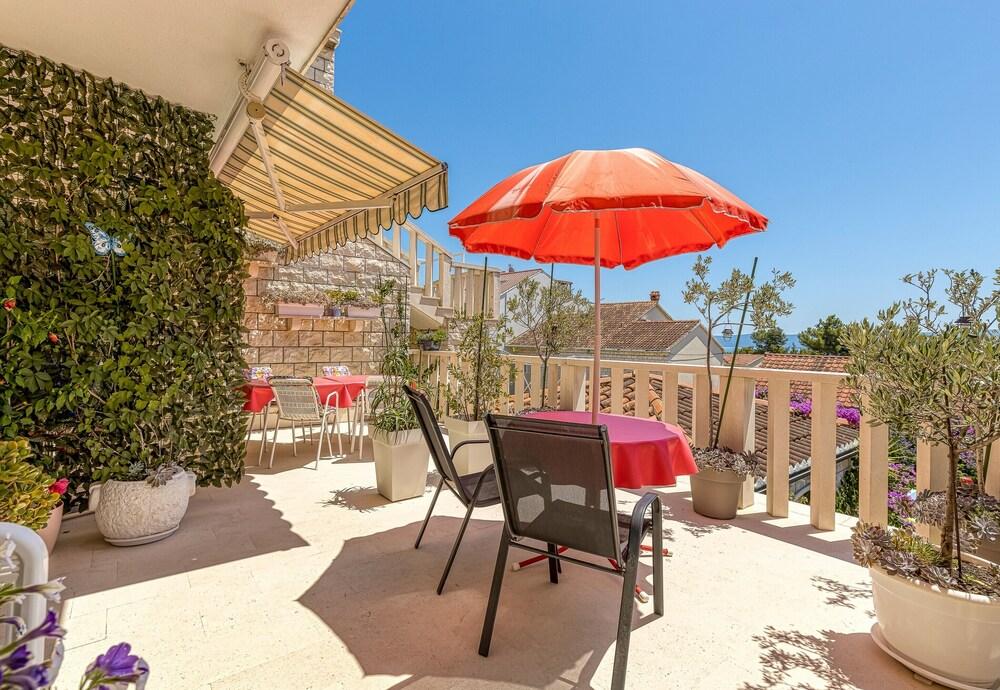 Brač Island Suite Mladineo A4