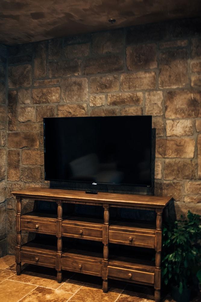 The Inn at Zaca Creek