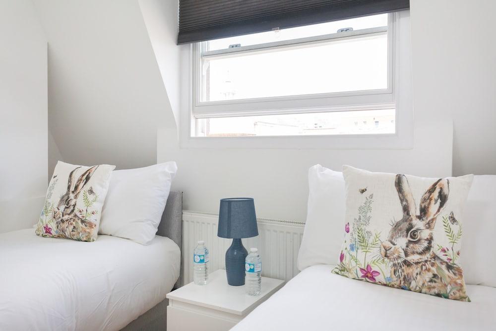 Euston Modern Apartments