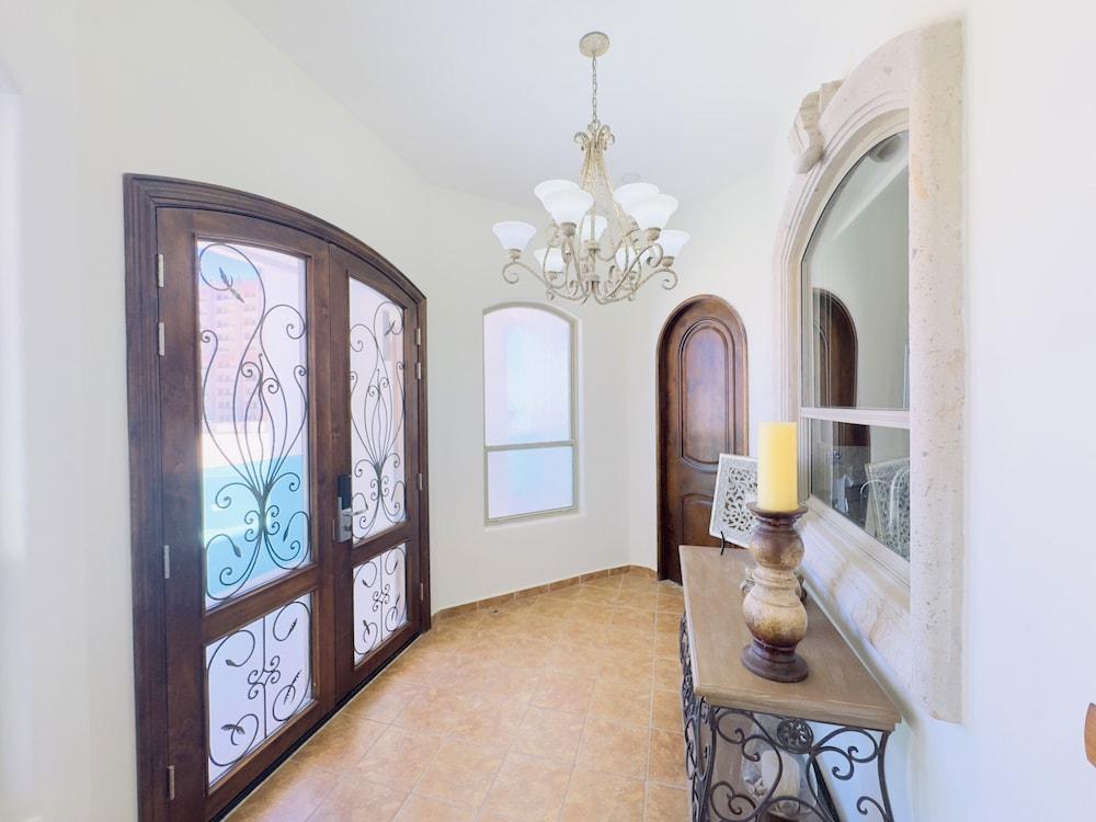 Hotel Esmeralda Beach Resort