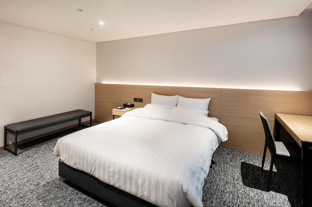 Icheon Sky Sun Hotel