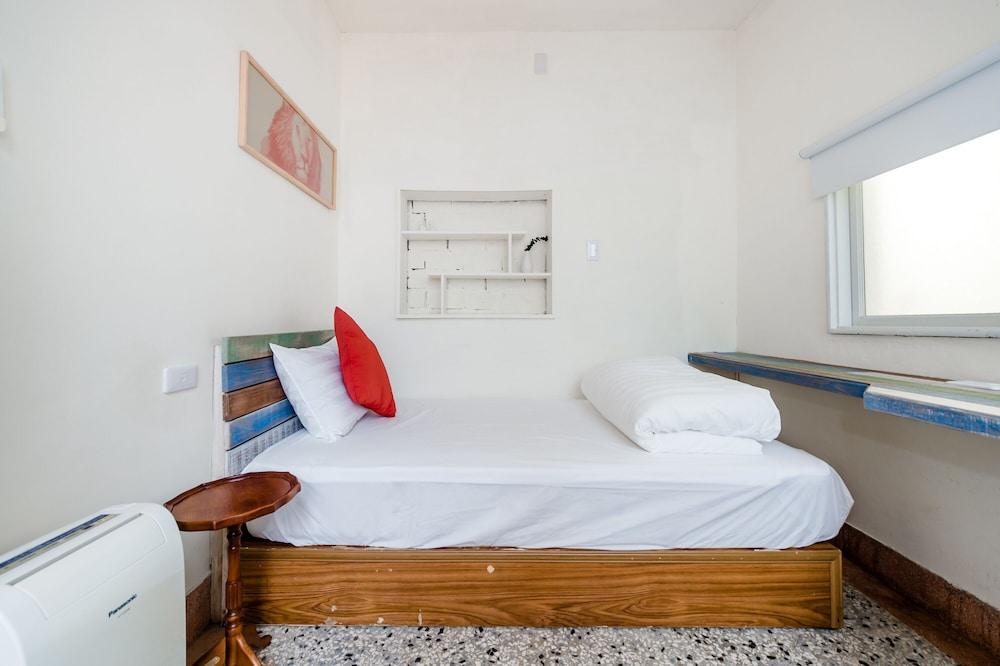 Tainan Weshare Hotel