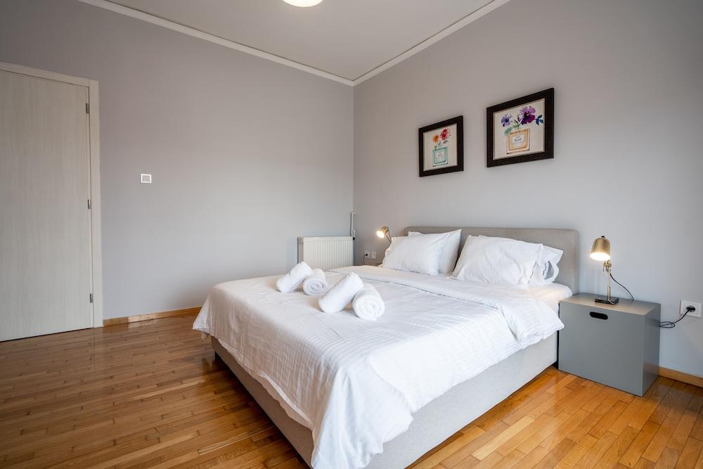 Acropolis Daydream apartment