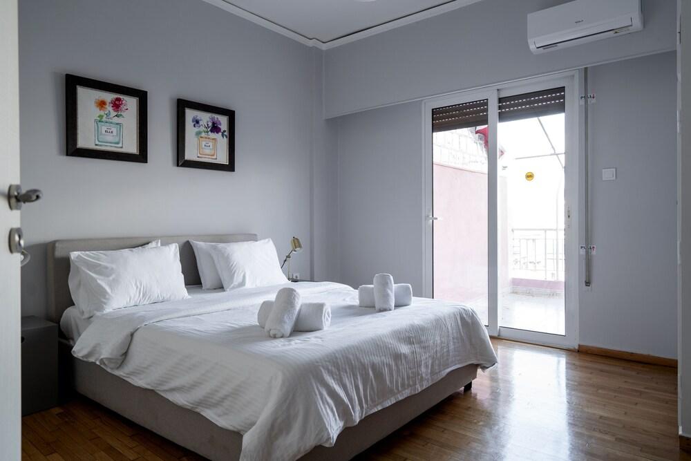 Acropolis Daydream apartment