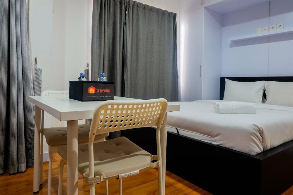 Prime Location Sudirman Park Studio Apartment