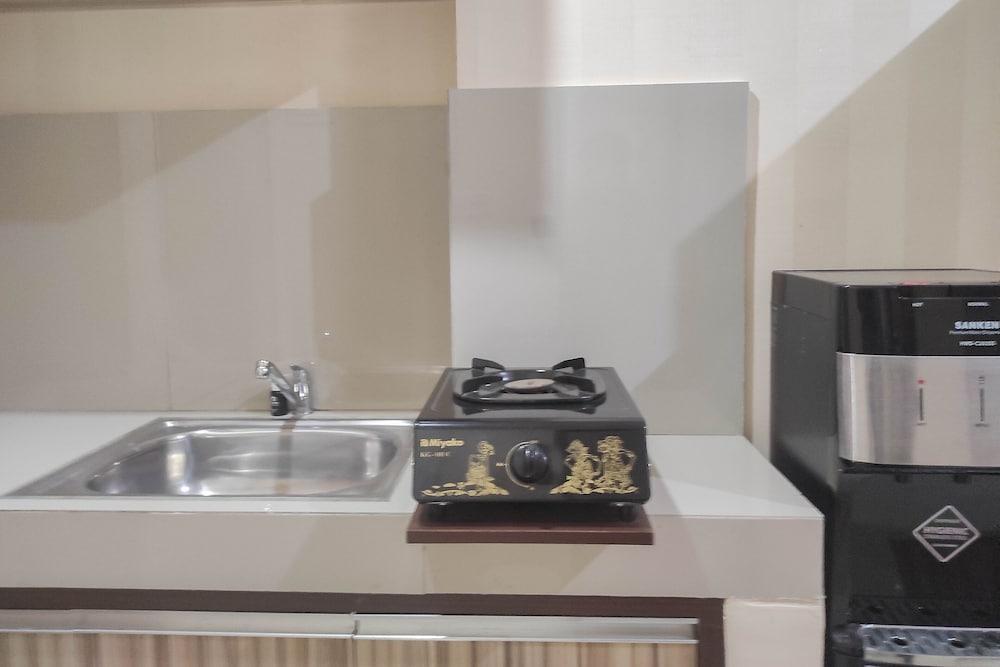 Comfort Studio at Vida View Makasar Apartment