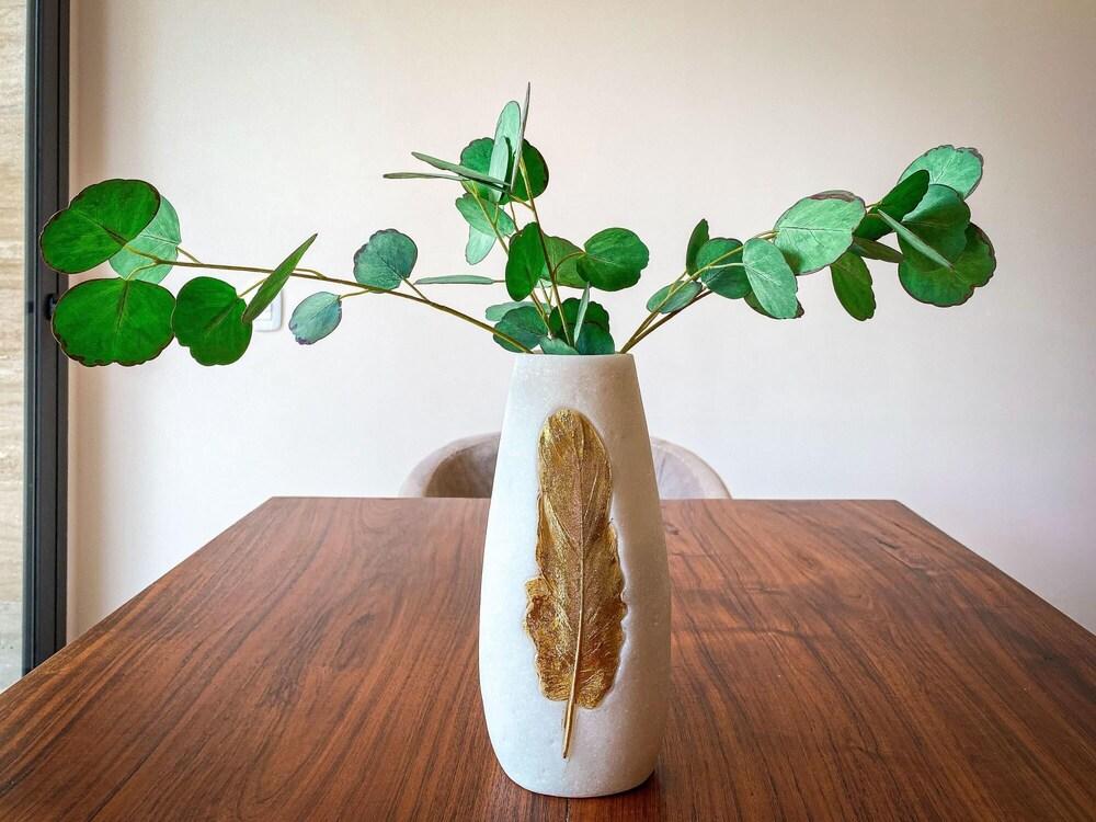 Pacific Corner Studio With Private Garden Light Bright