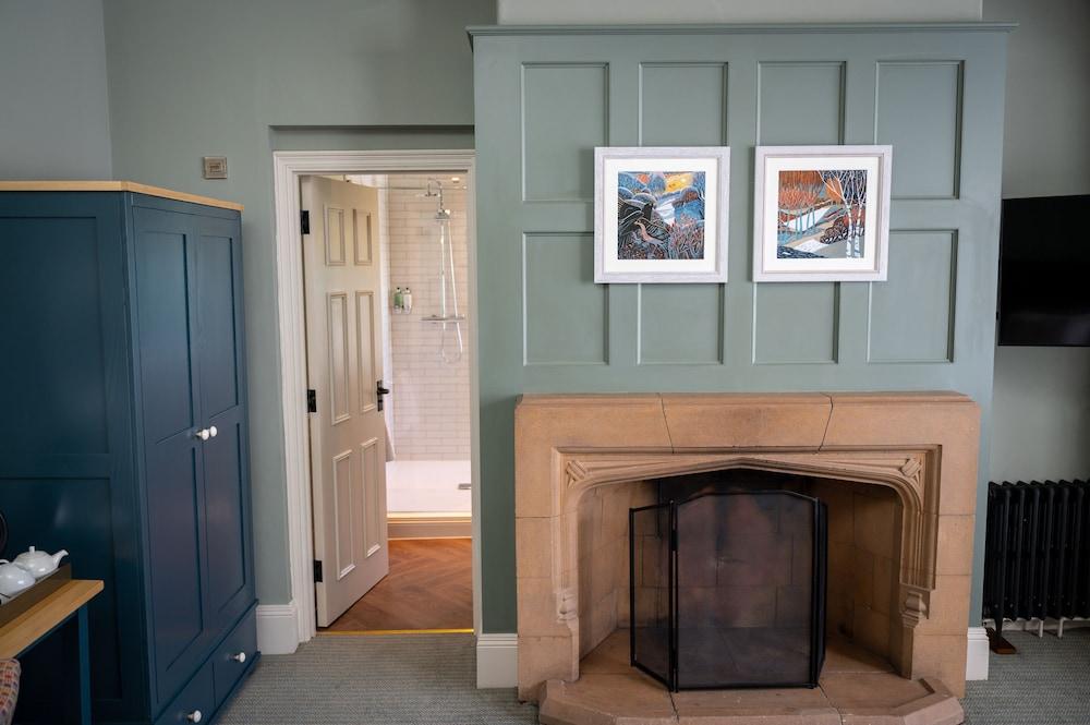 Victoria Hotel Menai Bridge By Chef and Brewer Collection