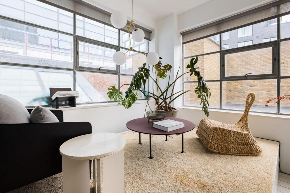 Spacious Bright Loft Apartment - Shoreditch