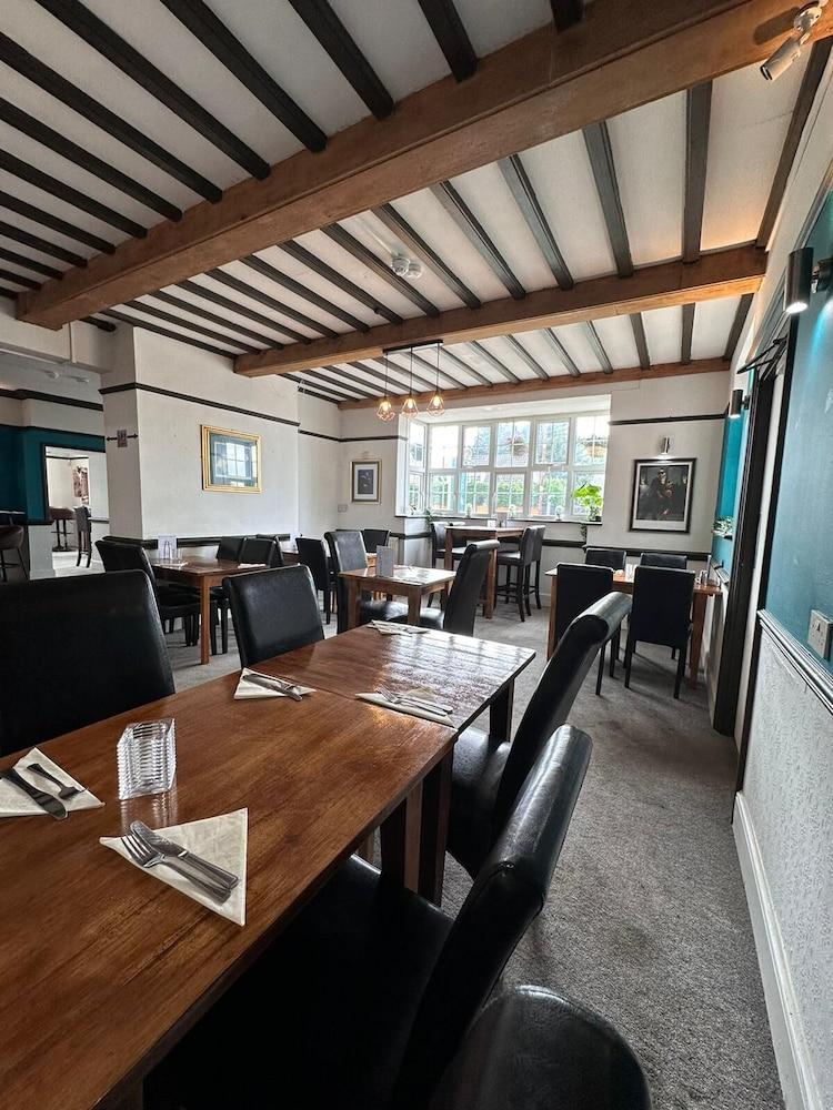 The Pheasant Bar & Restaurant Hotel