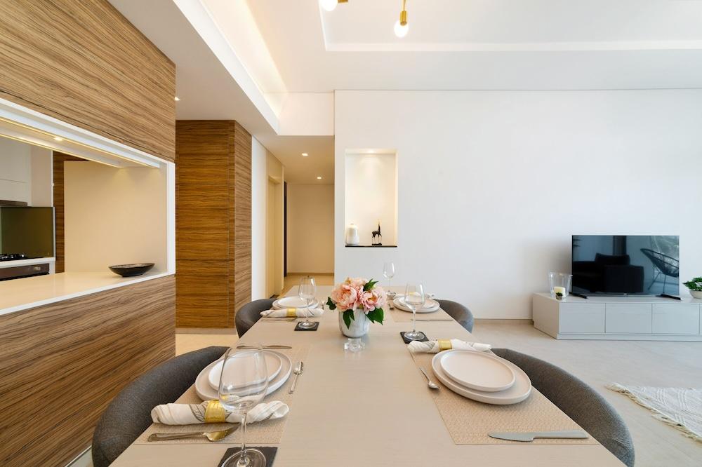 Maison Privee - Banyan Tree Residences