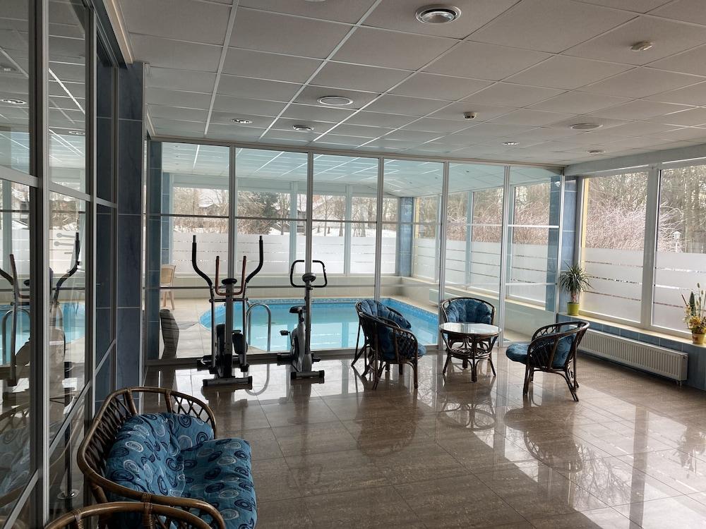 Conference center and restaurant Backonys