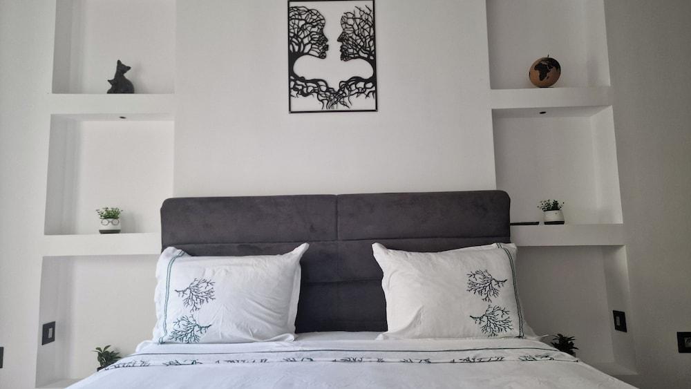 Captivating 2-bed Apartment in Tunis