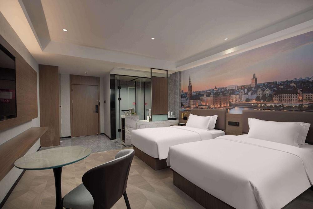 Ramada Encore by Wyndham Wuhan West