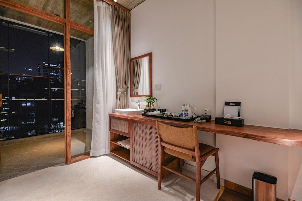 22Land Residence Hotel