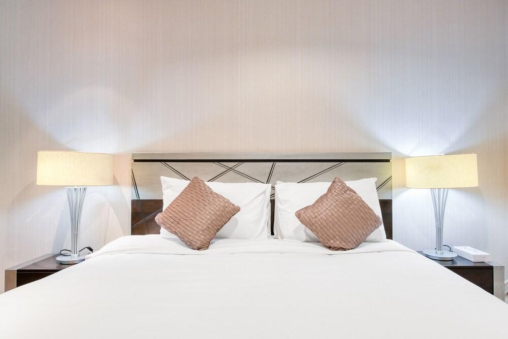 Maison Privee - Silverene Penthouse