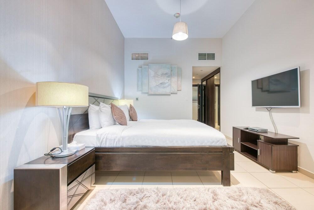 Maison Privee - Silverene Penthouse