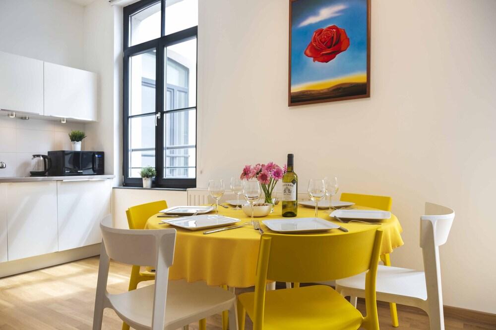 Grand Place Design Residence