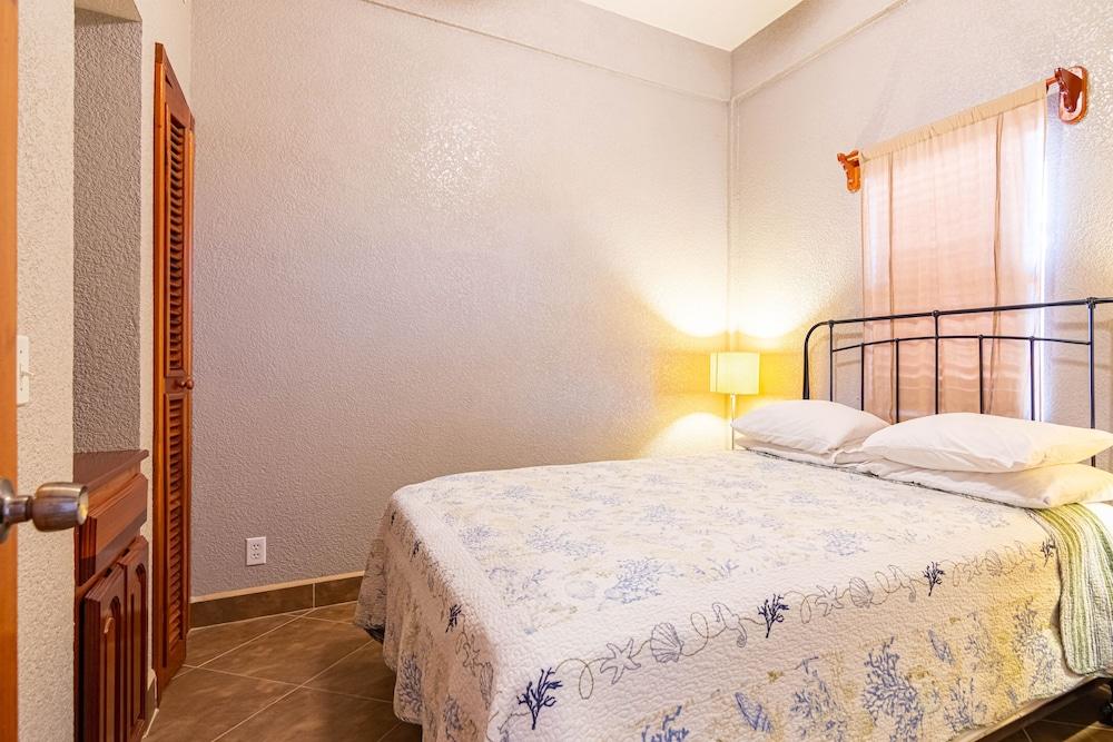 Lighthouse Beach Villas