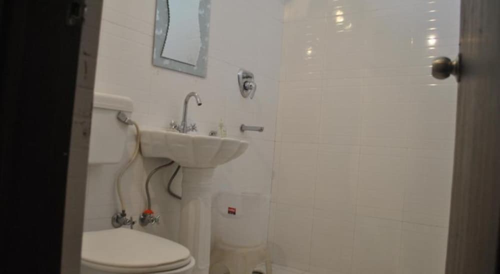 Goroomgo Mahaluxmi Palace Katra