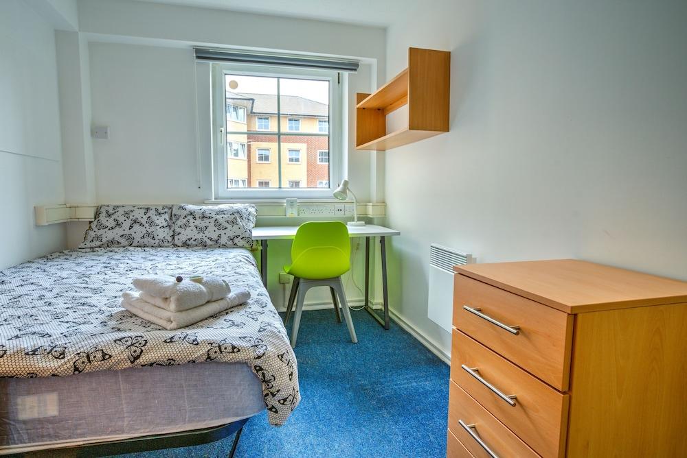 Cosy Rooms for STUDENTS ONLY-Southampton