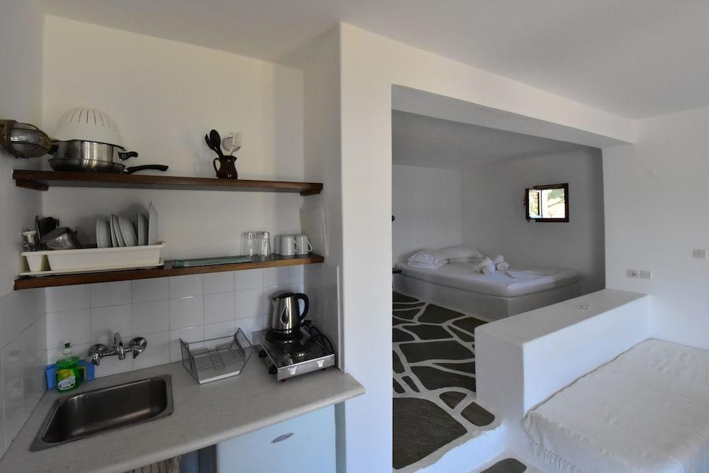 Petra Holiday Village